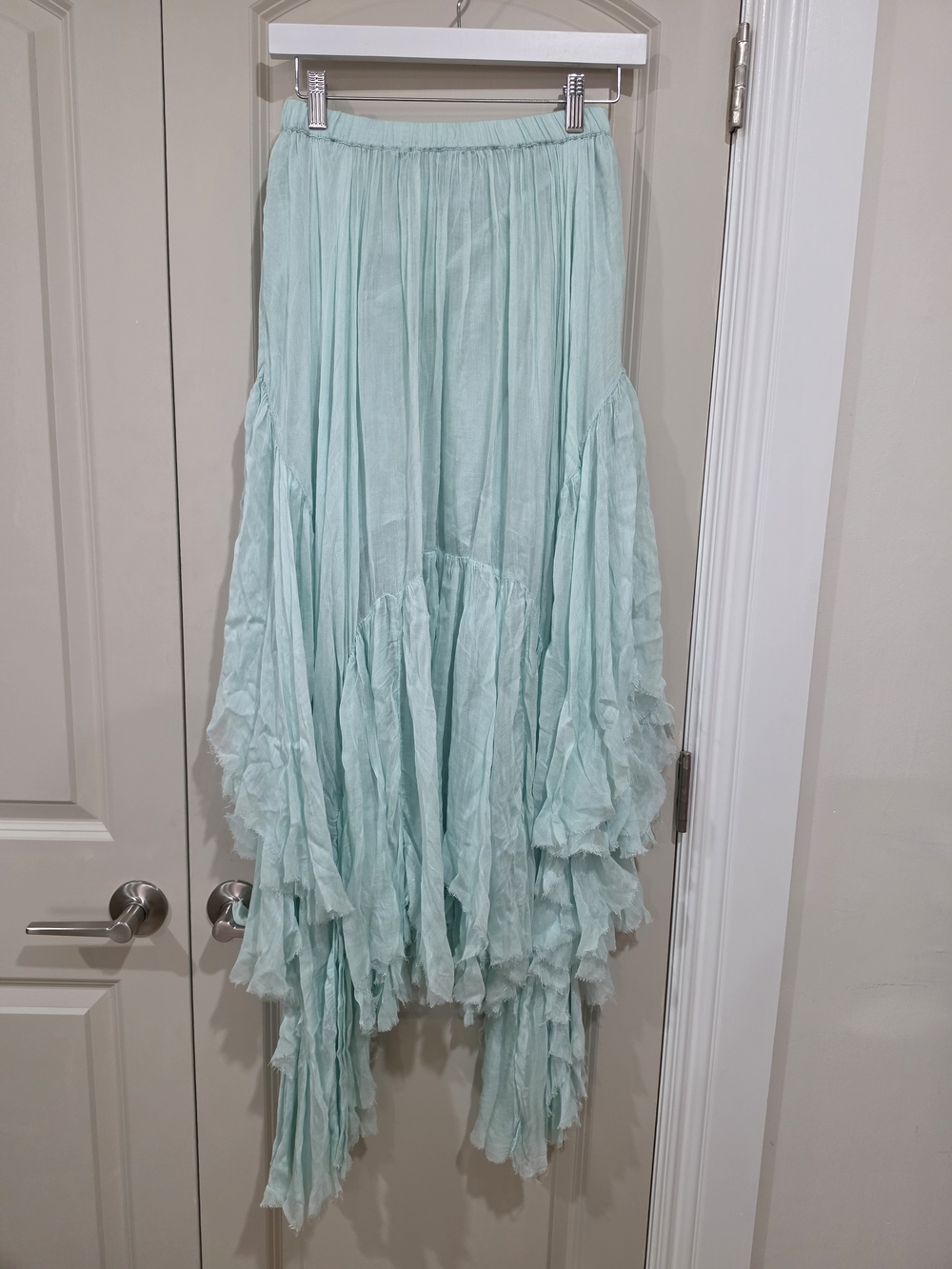 FP One Clover Skirt Asymmetrical Tiered Bottom XS NWOT - Picture 6 of 9
